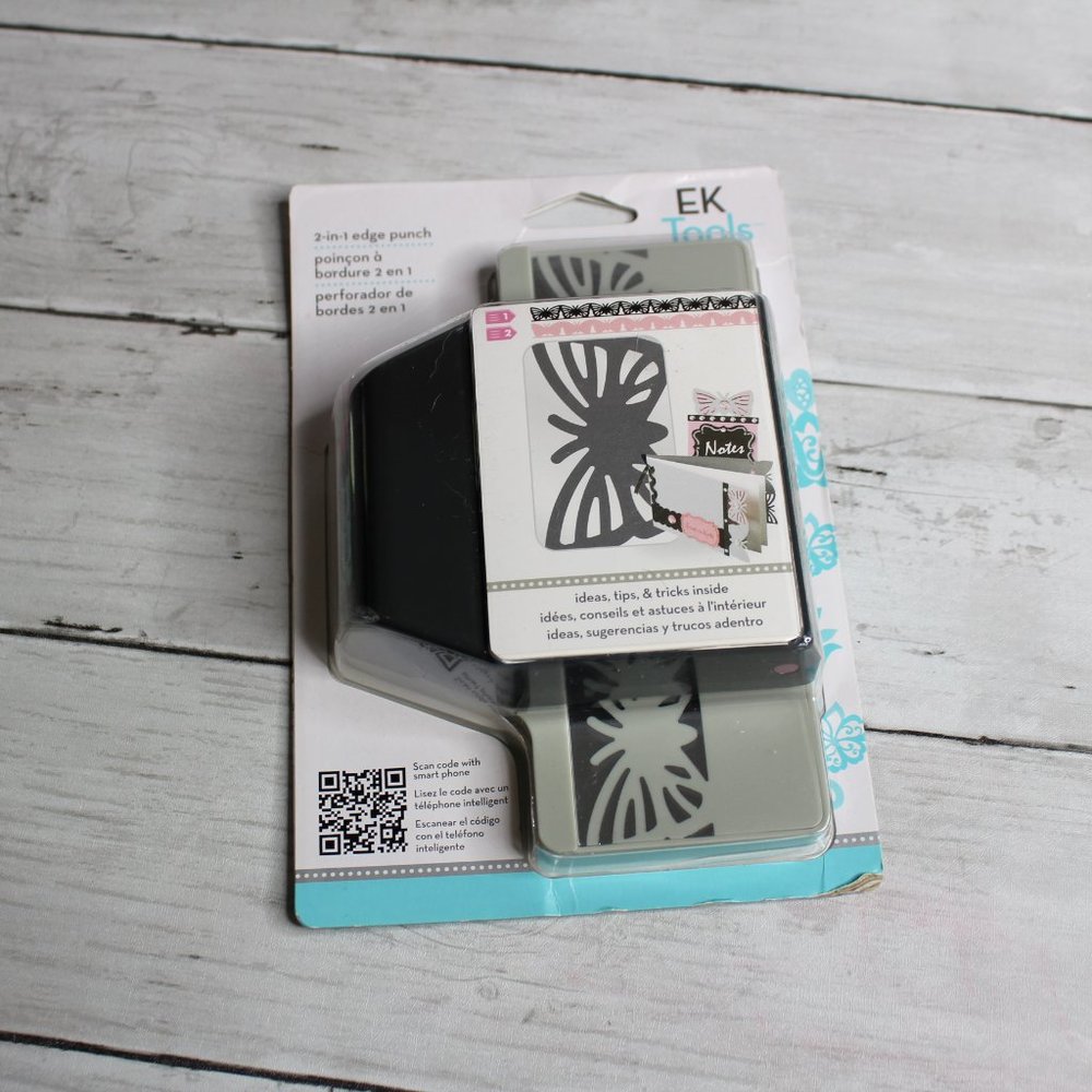 EK Butterfly Hand Punch Scrapbook Metal Die Cut Tool 2 in 1 Edge